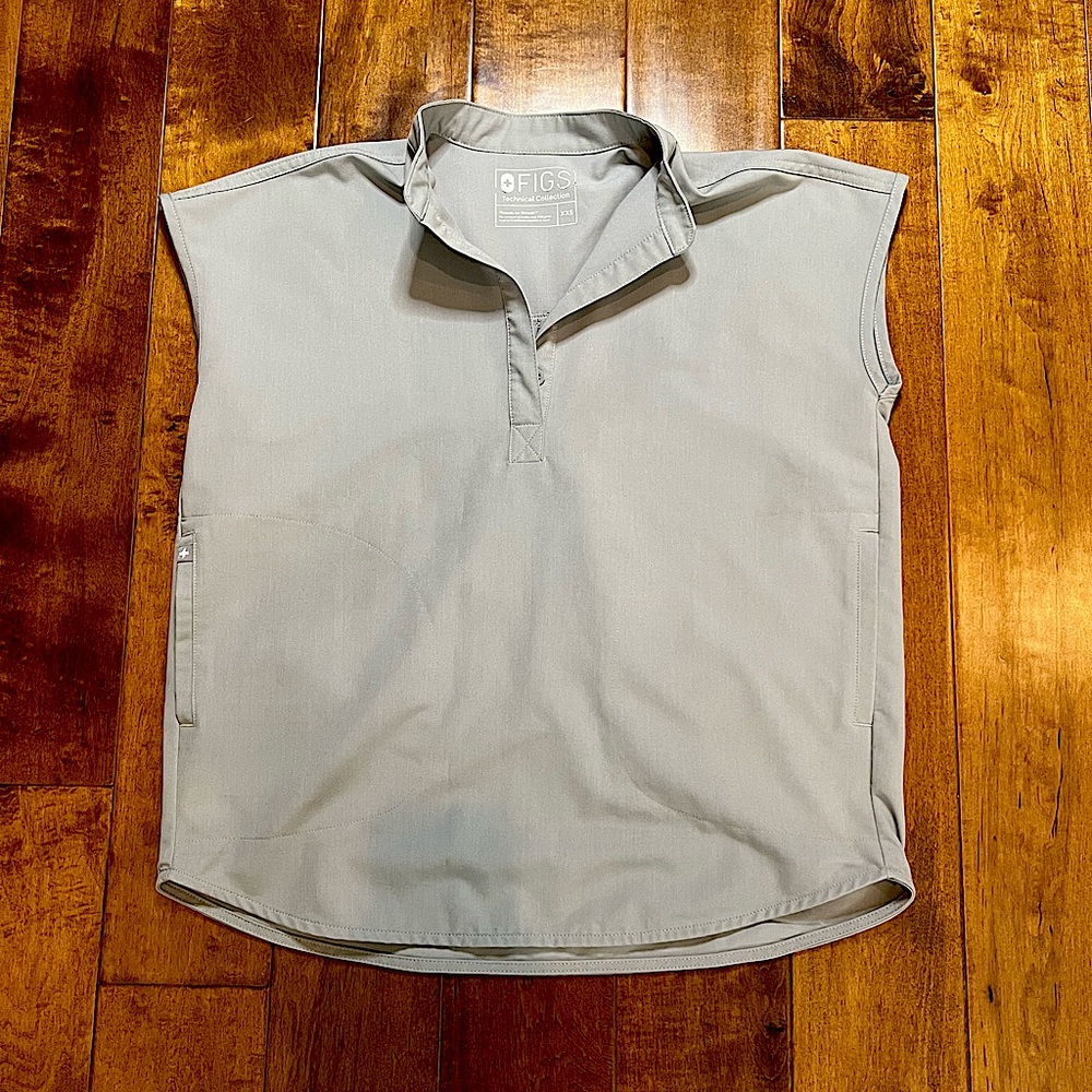 Figs Scrub Top